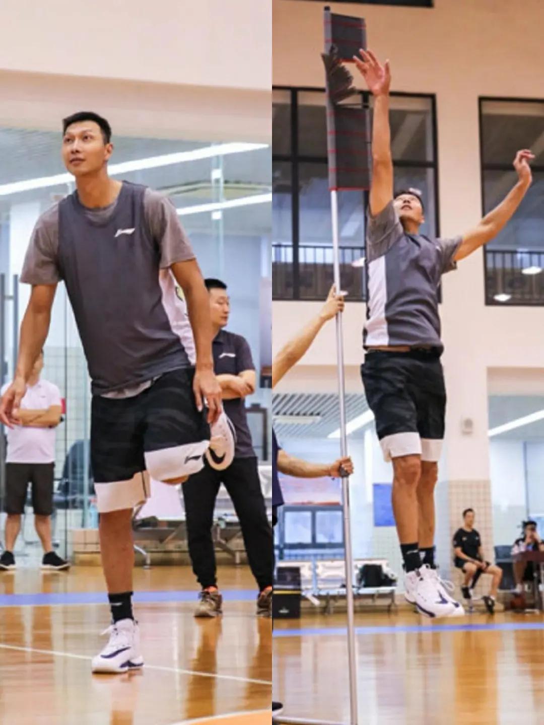 易建联nike篮球签名,nike易建联1代