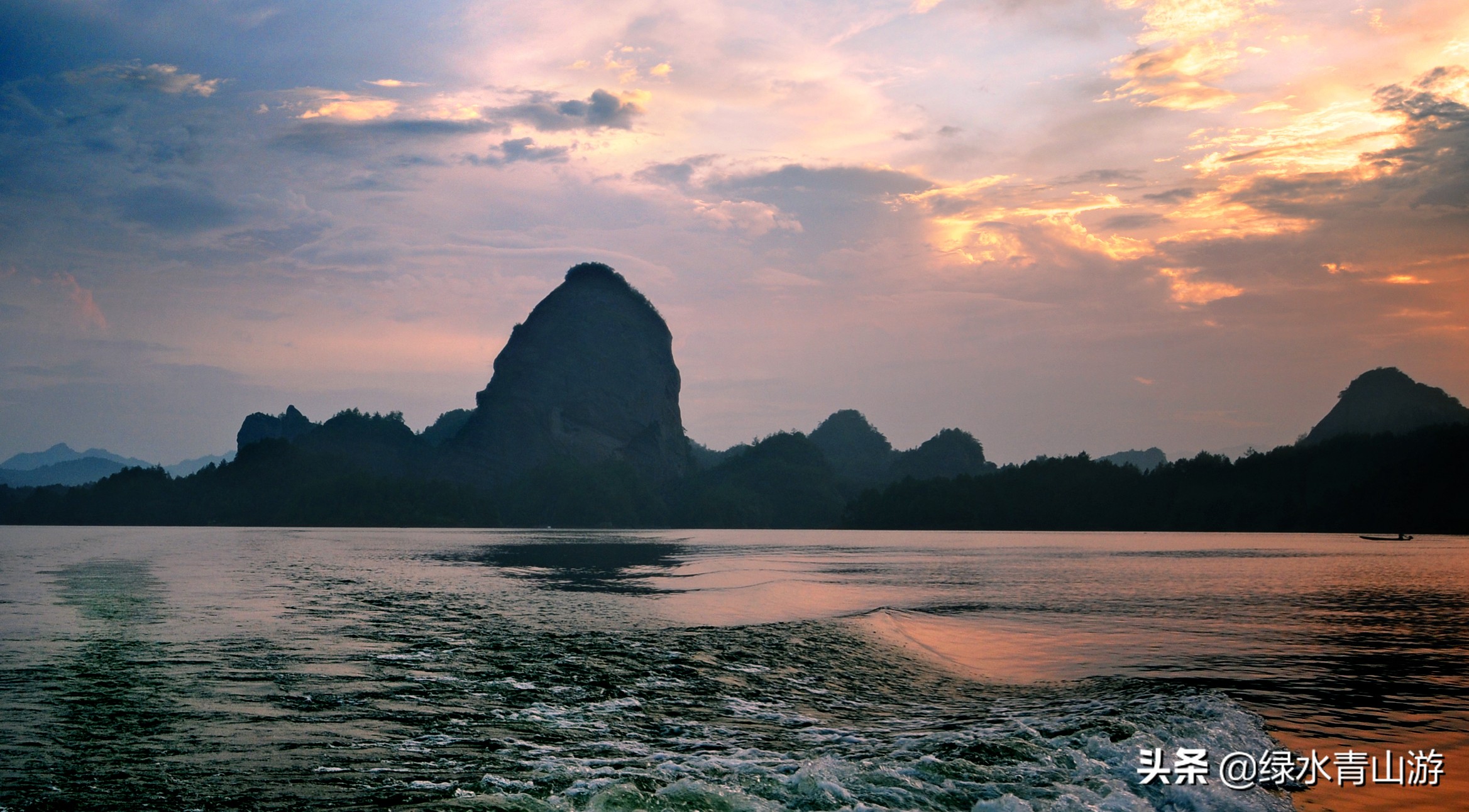 江西省铜鼓天柱峰景点,宜春铜鼓天柱峰景区全程多少里