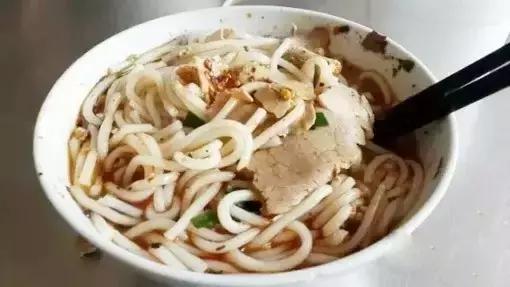 云南米线的花式吃法你试过几种,云南米线的正宗吃法