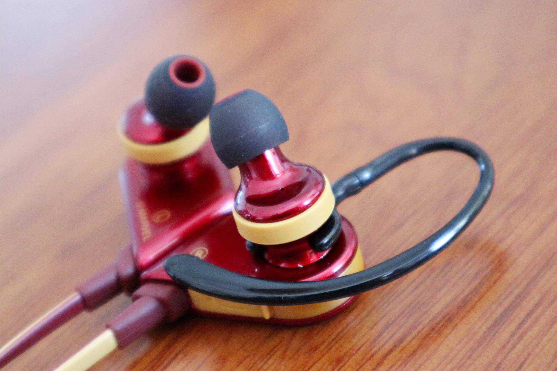 漫威粉夜跑的好选择：酷我K1漫威钢铁侠版蓝牙耳机