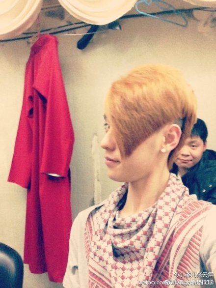 鹿晗、吴亦凡早年杀马特造型是学东方神起的?打开方式不对吧