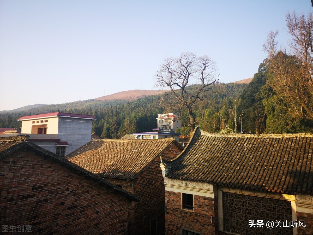 农村老话说宁住庙前,宁住过头屋不住露肘屋啥意思