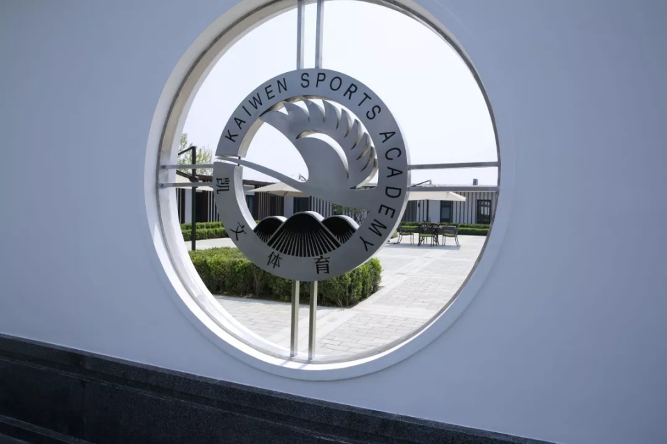 装修工装和家装,八大处装饰有限公司地址