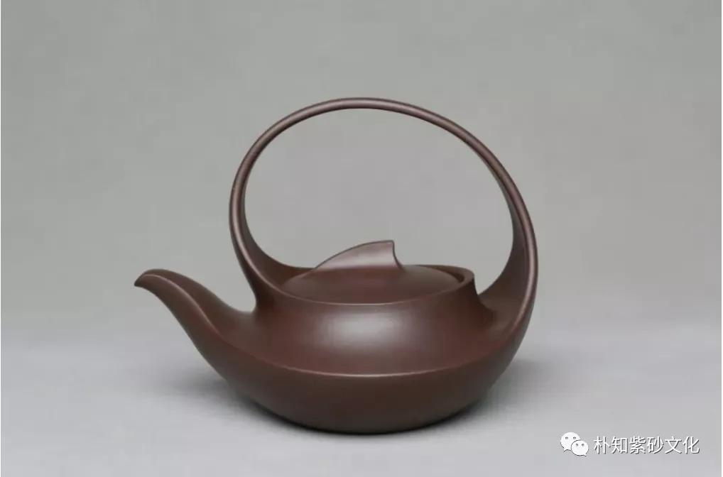 弱水三千非吾饮，君子清清伴曲壶——汪寅仙