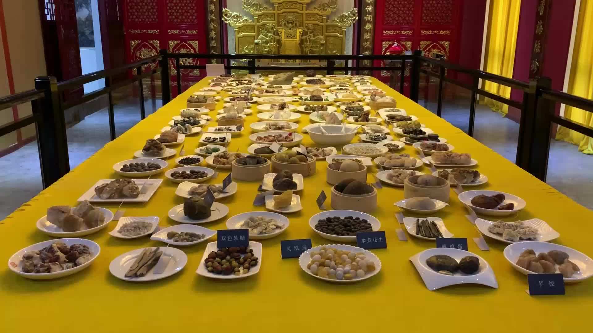 报菜名的蒸鹿尾儿怎么读,报菜名里的蒸鹿尾