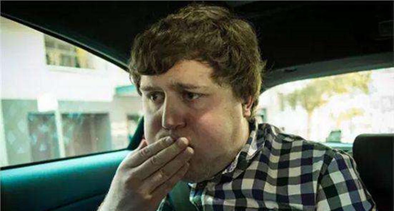 为什么看到别人吐了我也想吐?