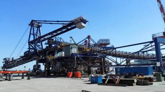 港口常用机器设备有什么,港口机械设备操作