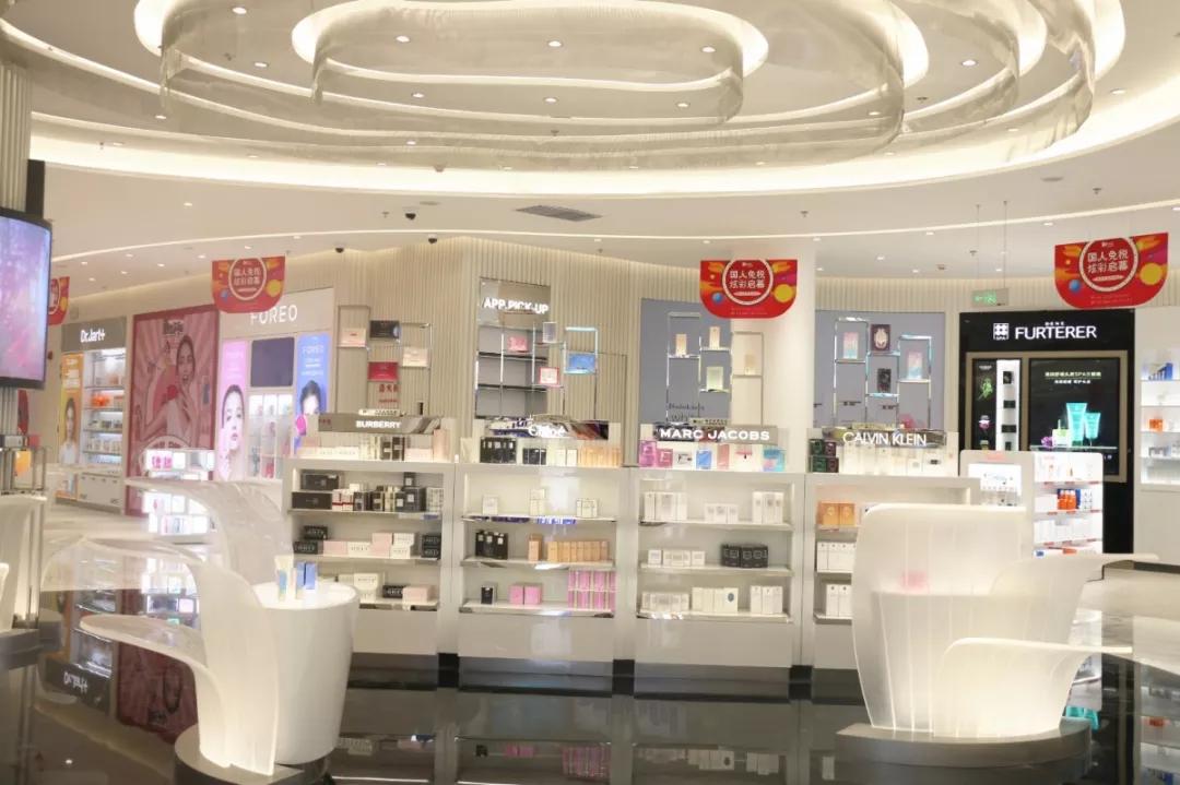 WOW！何必去国外，这家火爆魔都的市内免税店终于来郑州了