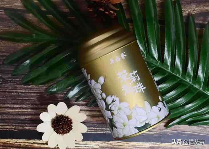 张一元茉莉龙珠pk吴裕泰血芽 (张一元吴裕泰茉莉花茶各价位对比)