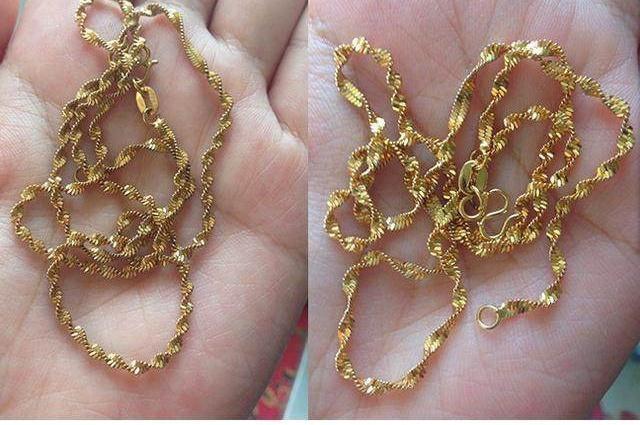 金首饰戴到手上变黑,金首饰戴了没有那么亮了