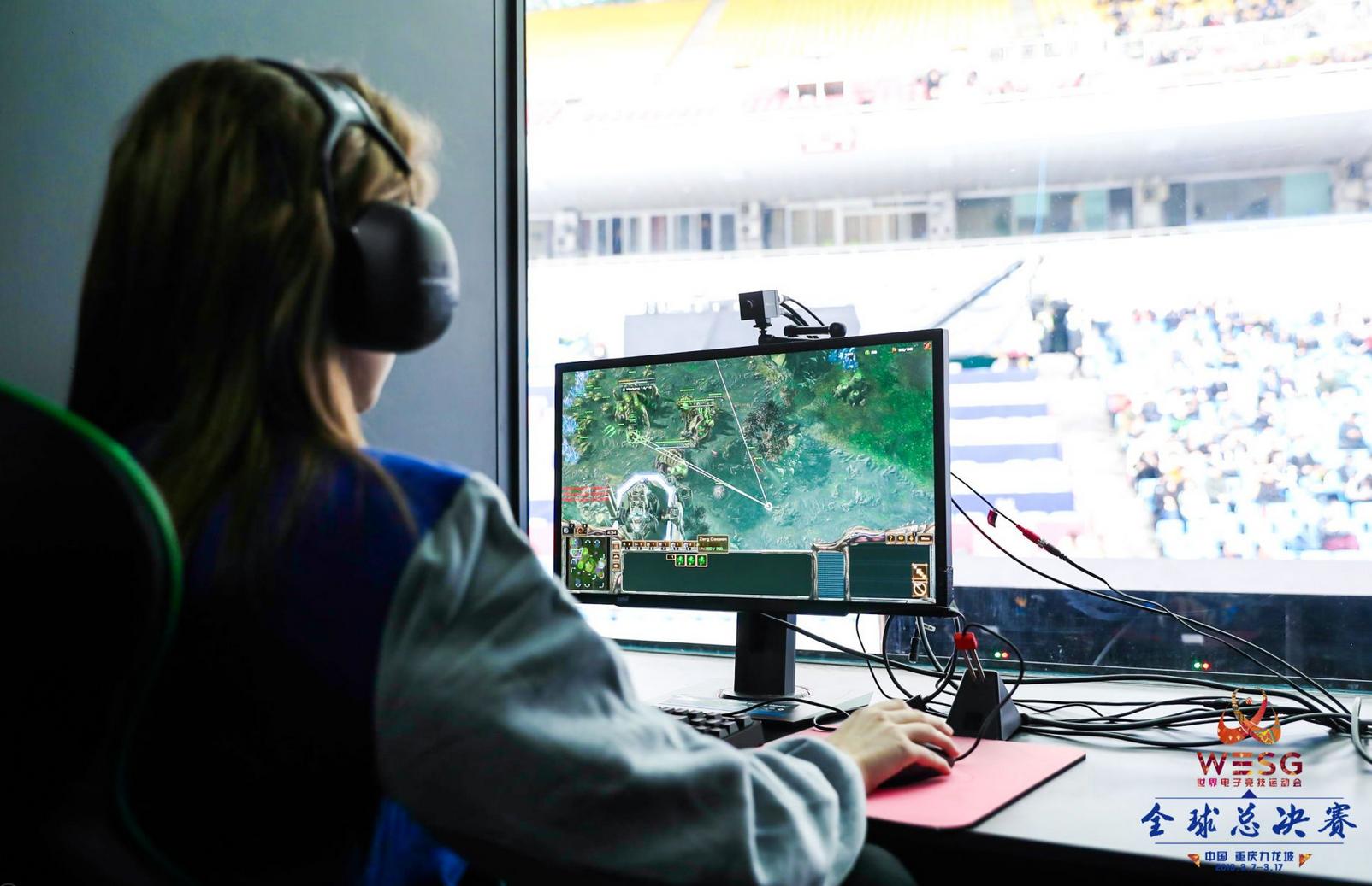 wesg2017亚太区女子组总决赛,华硕mg248qr显示器评测