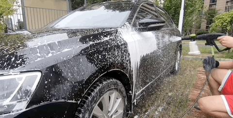 高层小区自己洗车视频全教程,在家洗车怎么洗最省钱