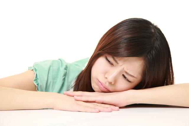 被室友呼噜声吵到失眠,室友呼噜声太猛了吵到失眠怎么办