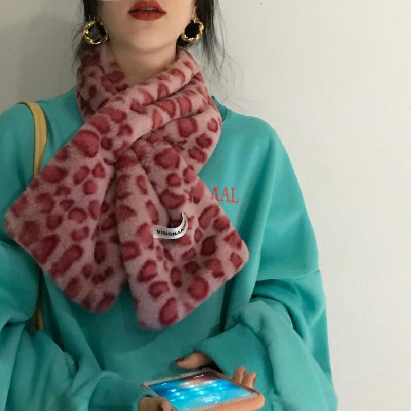 围巾臃肿难看,围巾臃肿