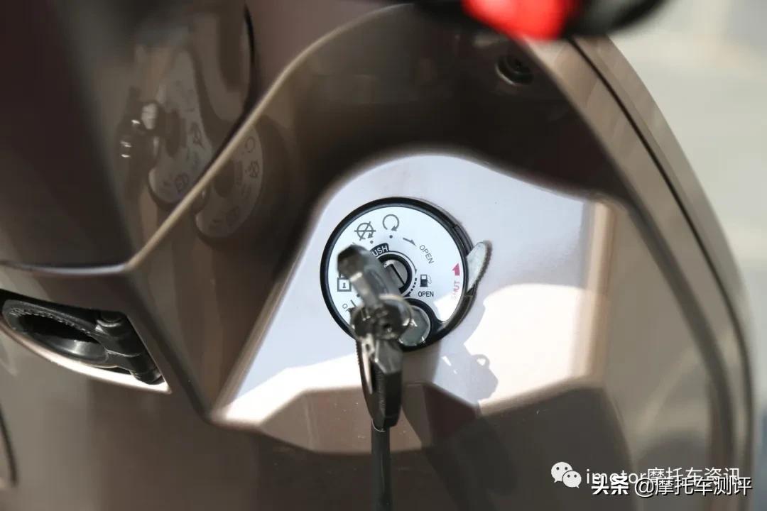 三阳fiddle150踏板,三阳fiddle4踏板配置