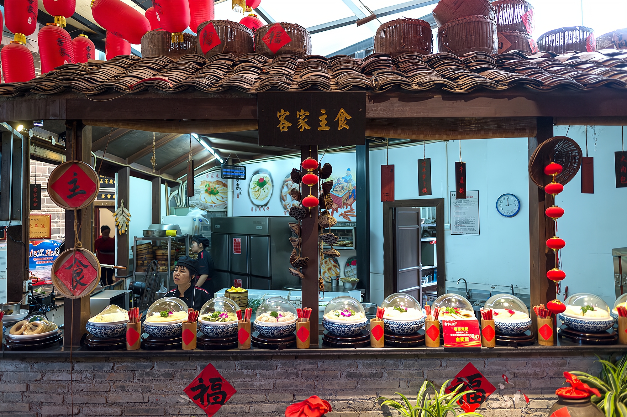 赣州经开区客家大院,赣州郁孤台客家大院美食推荐