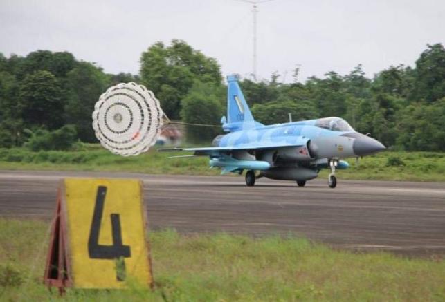 印度不会做生意：不买马来西亚的棕榈油还想把国产战机卖给人家