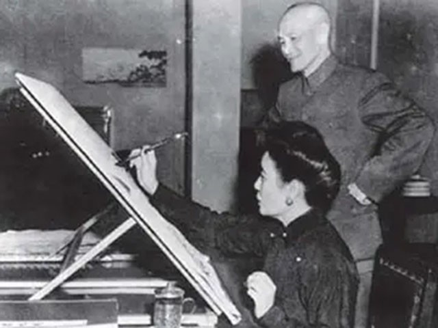 蒋介石暮年的尴尬难言：尿袋傍身，夫妻险失和，洋医加速其死亡