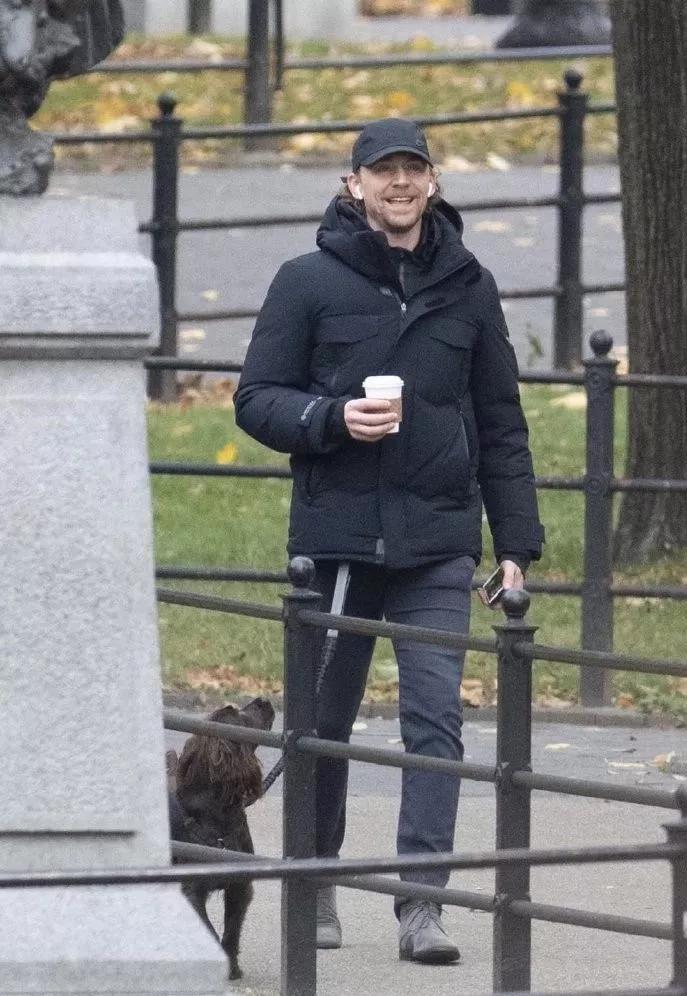 陈慧琳冻到表情失控,陈慧琳参加了什么晚会穿羽绒服