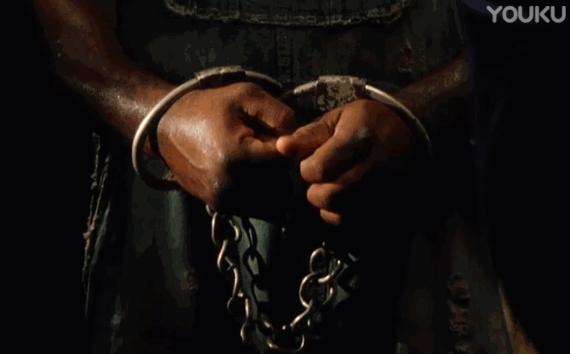 豆瓣8.8错失奥斯卡：他被控诉杀害两名小女孩，真相却剖开人性