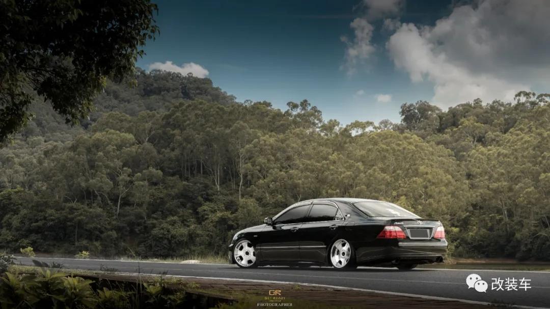 12代皇冠质感相当于现在的什么,最经典一款12代皇冠