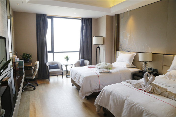 坚强妈妈桑兰阜阳有约,喜喜月子12年庆暨阜阳店开业