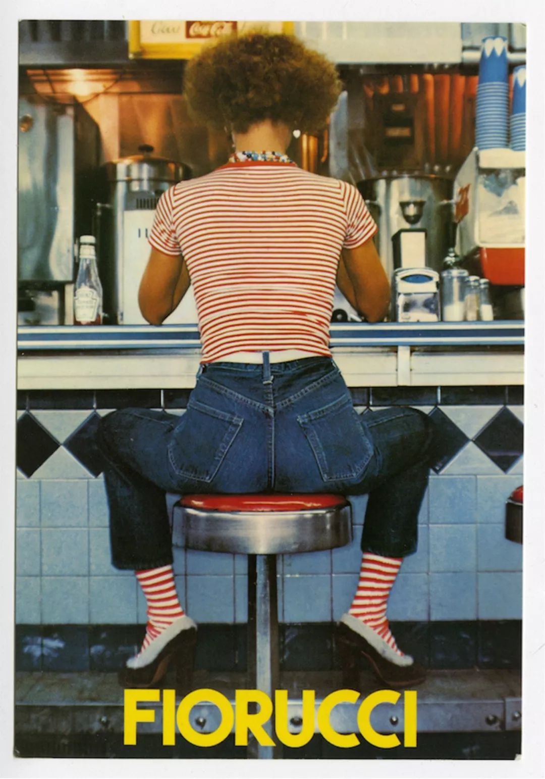 人间芭比lisa白色衣服跳舞,人间芭比lisa穿蓝衣服跳舞