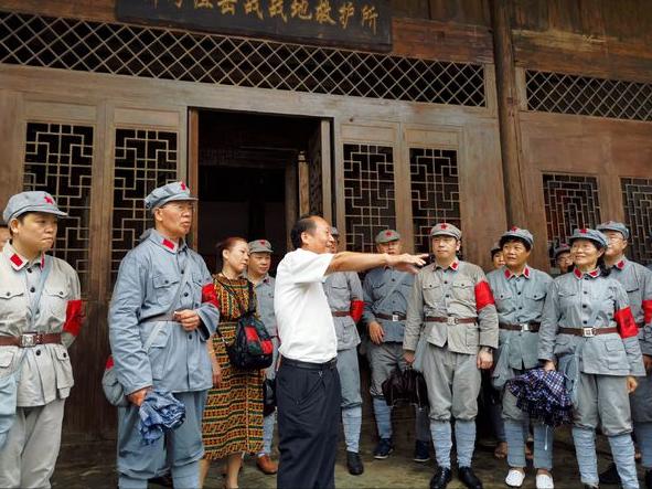 便水战役苗冲战地医院：还乡团大肆搜捕，红军伤员玉镯认母