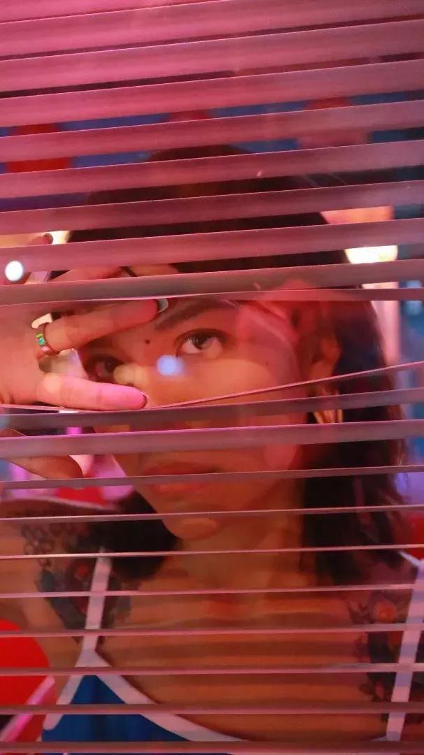 比黑丝妞还让人无法抵抗的,是这些穿球鞋的漂亮妹妹...