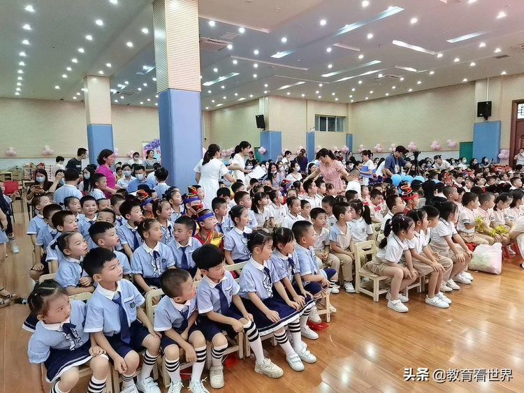 童心向党放飞梦想幼儿园美篇,童心向党幼儿园大班毕业典礼方案