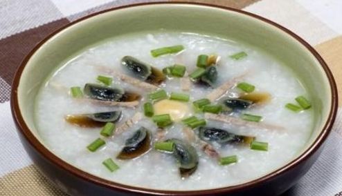 养胃的鸭肉做法,健脾养胃易消化的咸味菜粥