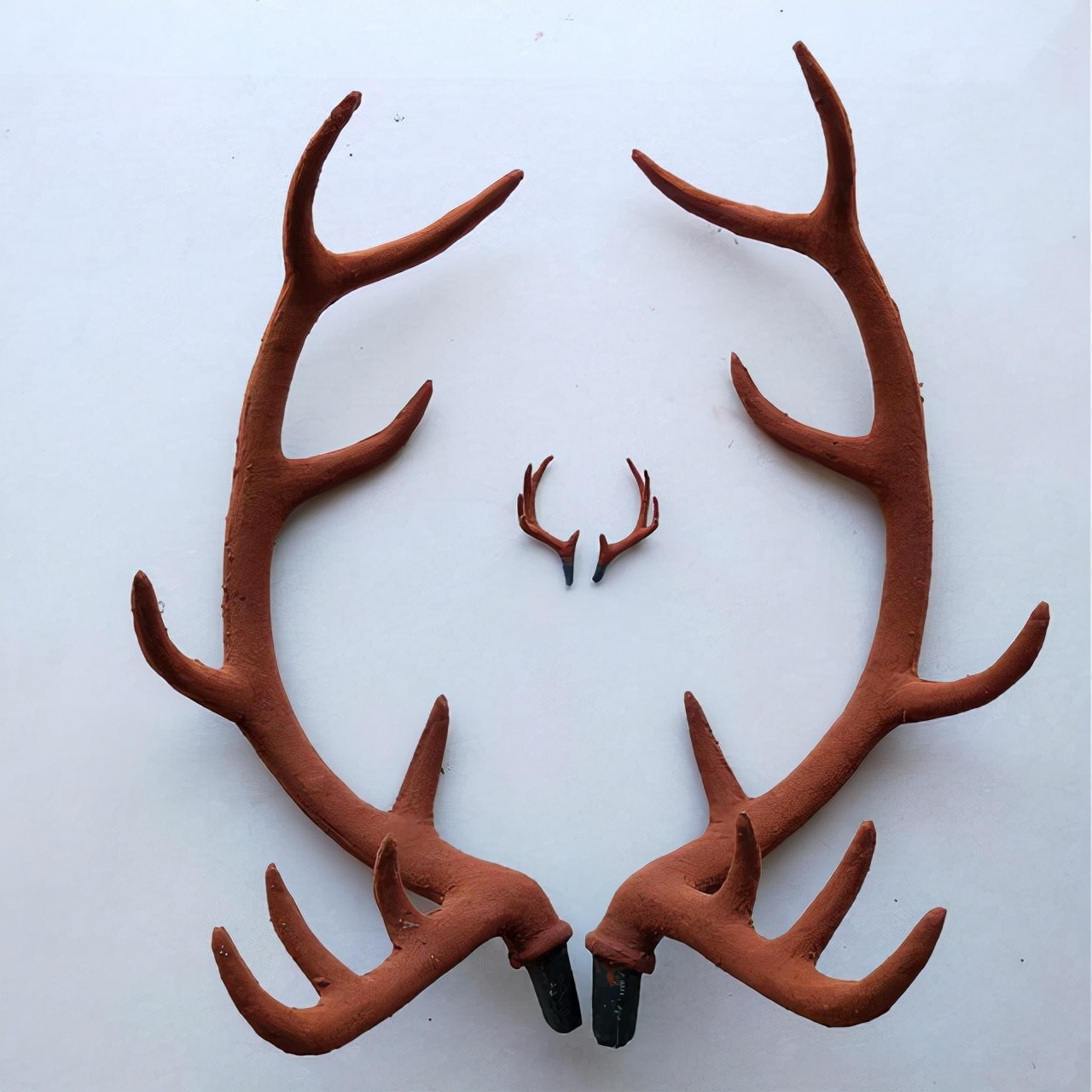 和麋鹿差不多的珍稀动物,麋鹿属于世界濒临灭绝的珍稀物种