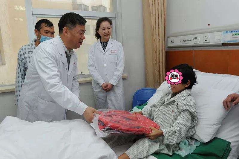 15岁肝衰竭女孩手术成功,肝硬化失代偿期做肝移植能治好吗