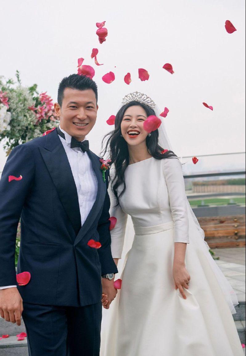 结婚不到3个月,“将门名媛”朱珠的精英老公就露馅了?