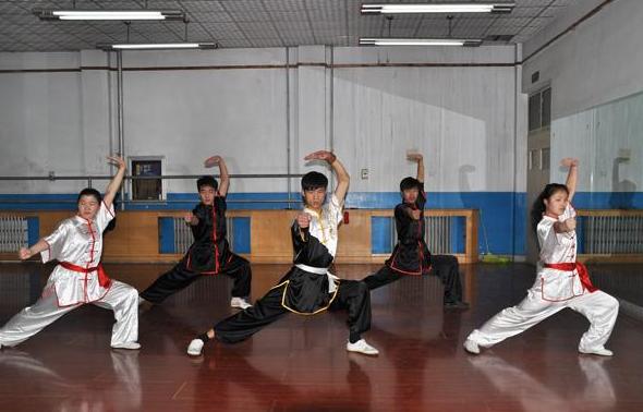 大学最轻松社团有哪些,大学生值得加入的五大社团