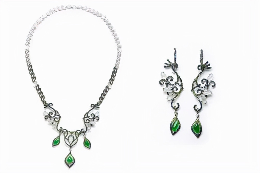 七彩云南孔雀系列翡翠珠宝首饰图片赏鉴-众享珠宝,乐大福