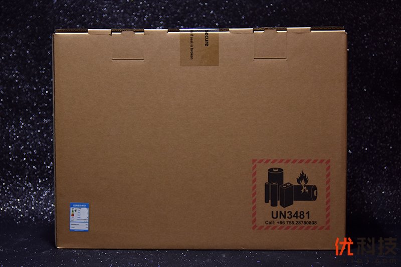 荣耀猎人v700风谷式散热,荣耀猎人游戏本v700i5款测评