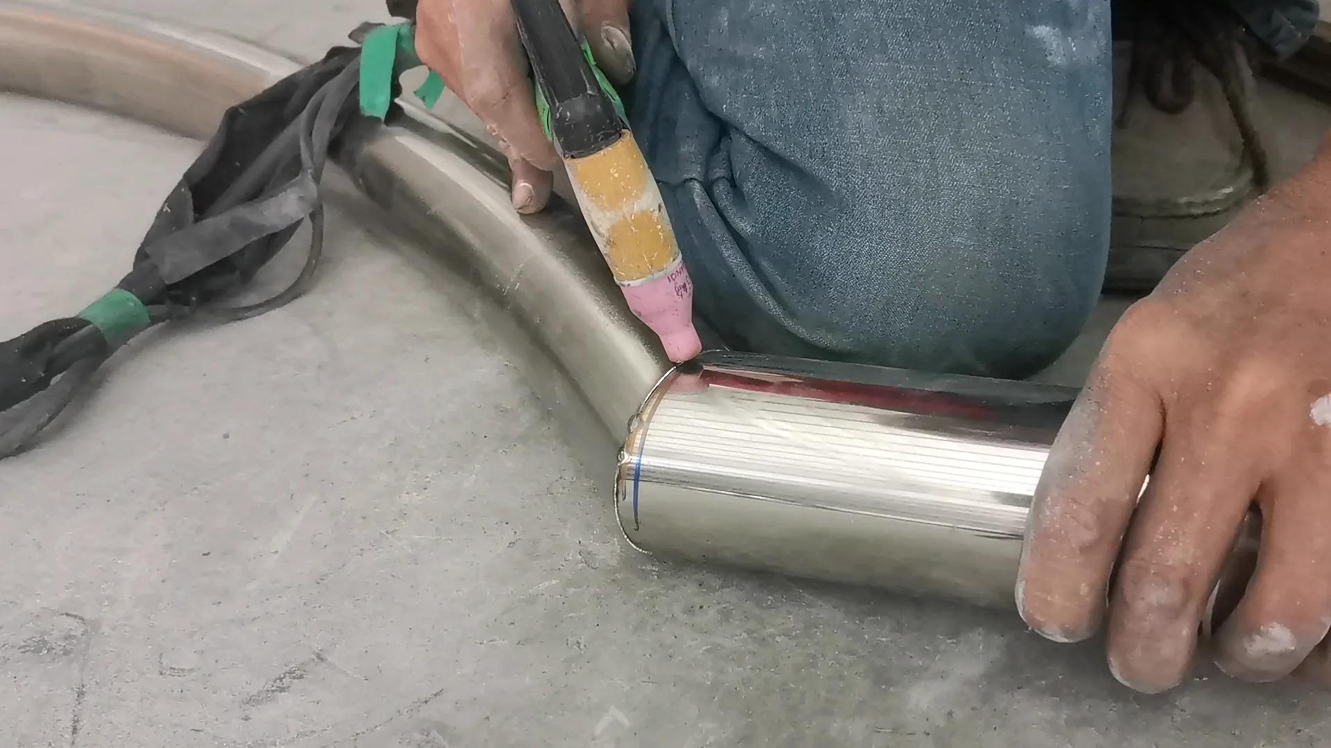 异形不锈钢防盗网,不锈钢防盗栏杆设计