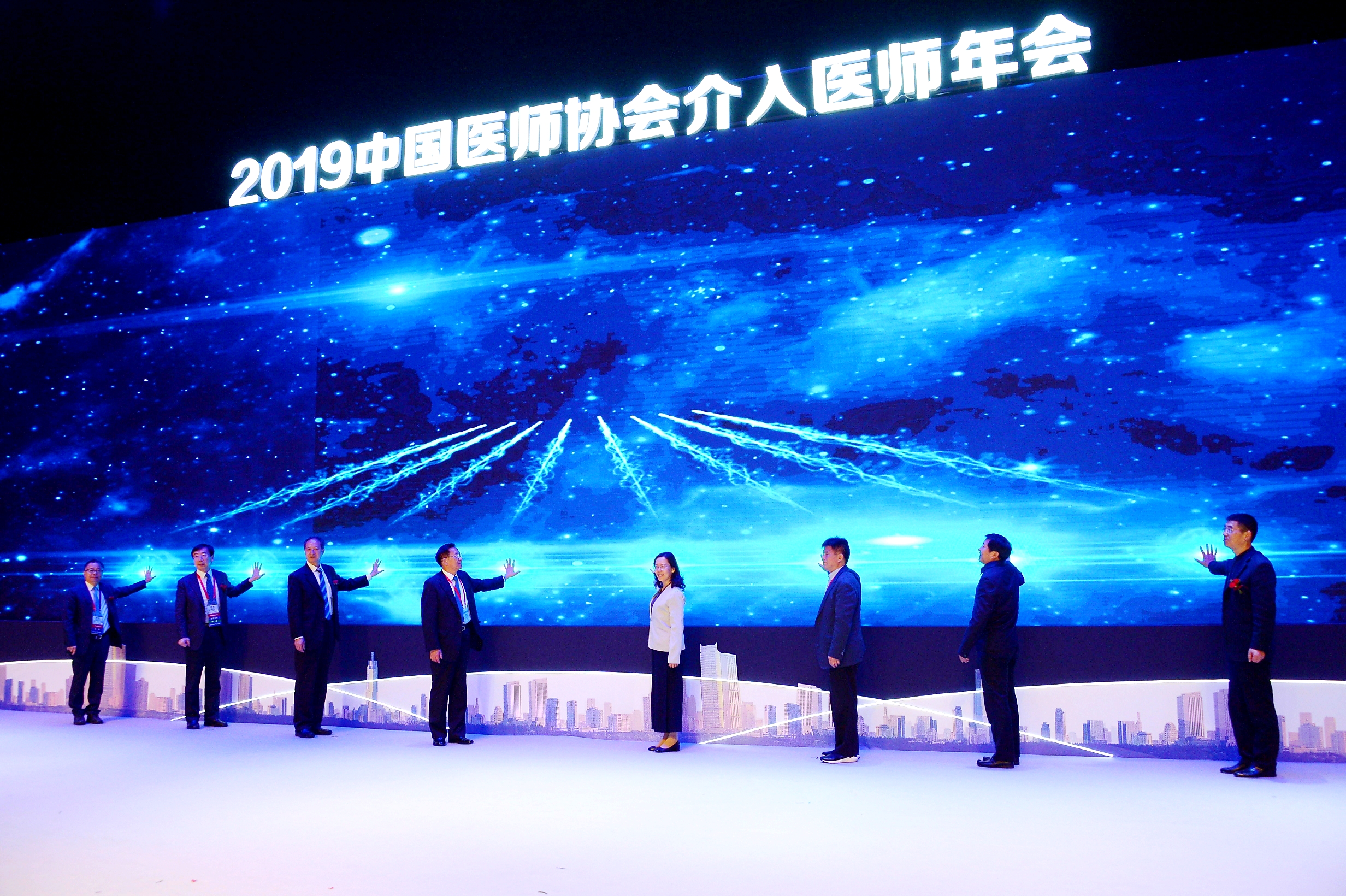 不能动手术的晚期肝癌应怎样治疗,不能切除的肝癌的外科治疗