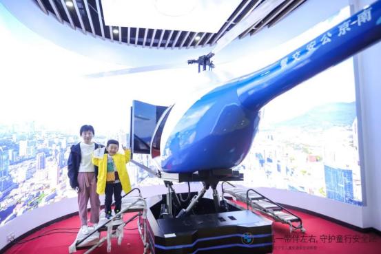 南京宁宝BMW儿童交通安全训练营开营!一起走进“汽车文化驿站”