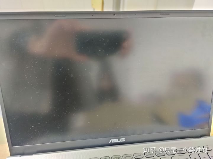 笔记本电脑贴膜视频教程,笔记本电脑需要贴膜影响散热吗