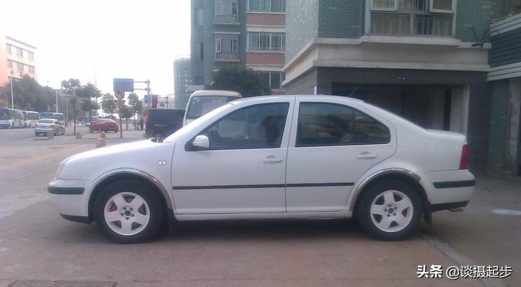 小钱玩好车,十多年的大众宝来值得买吗