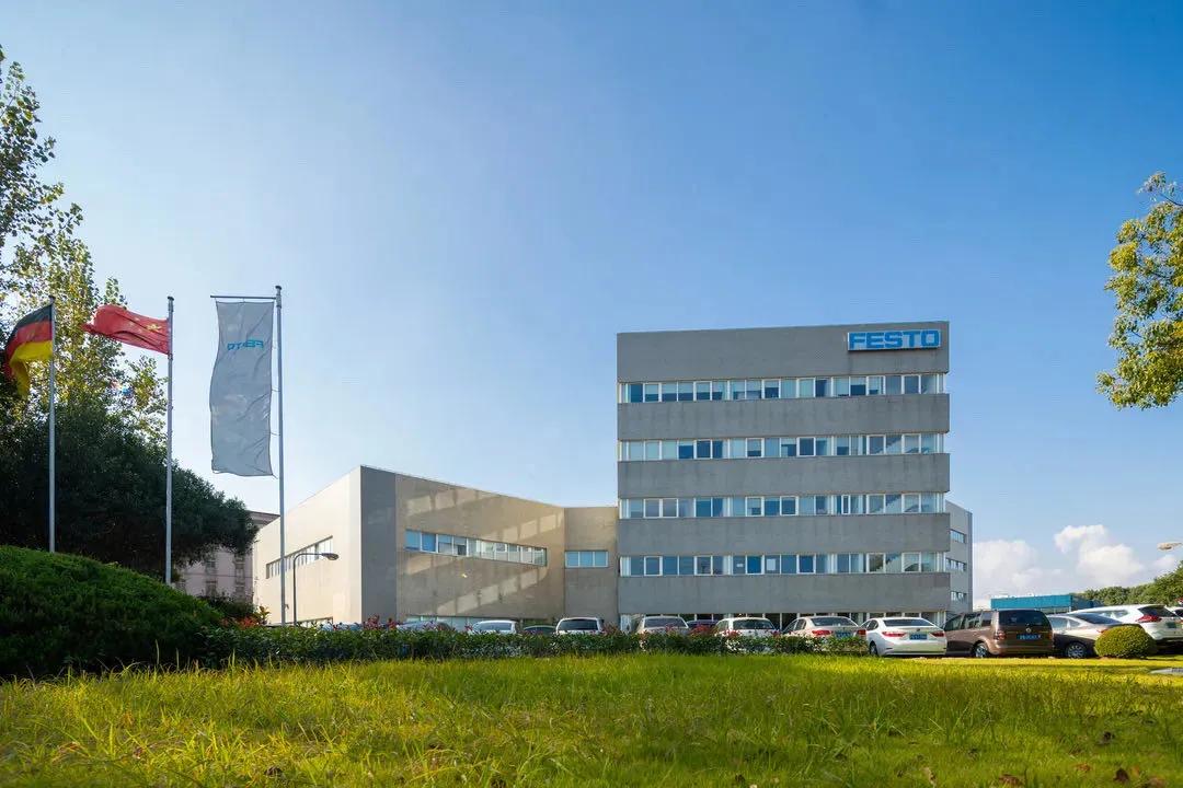 沃尔沃建筑设备上海总部,沃尔沃建筑设备金桥