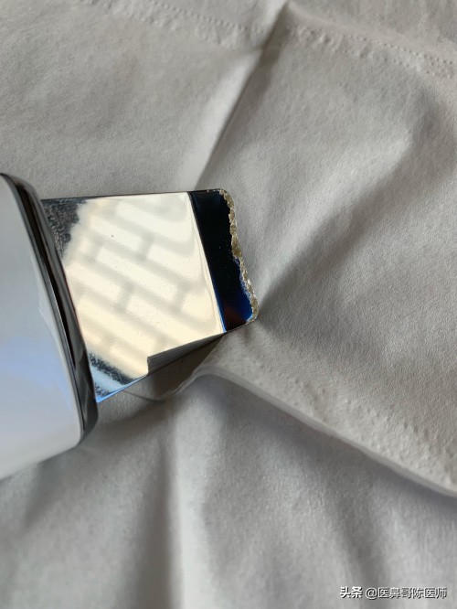 中医除黑头,手法去黑头好吗