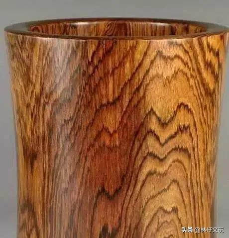 大叶黄花梨的鉴别方法,白酸枝和微凹黄檀哪个好