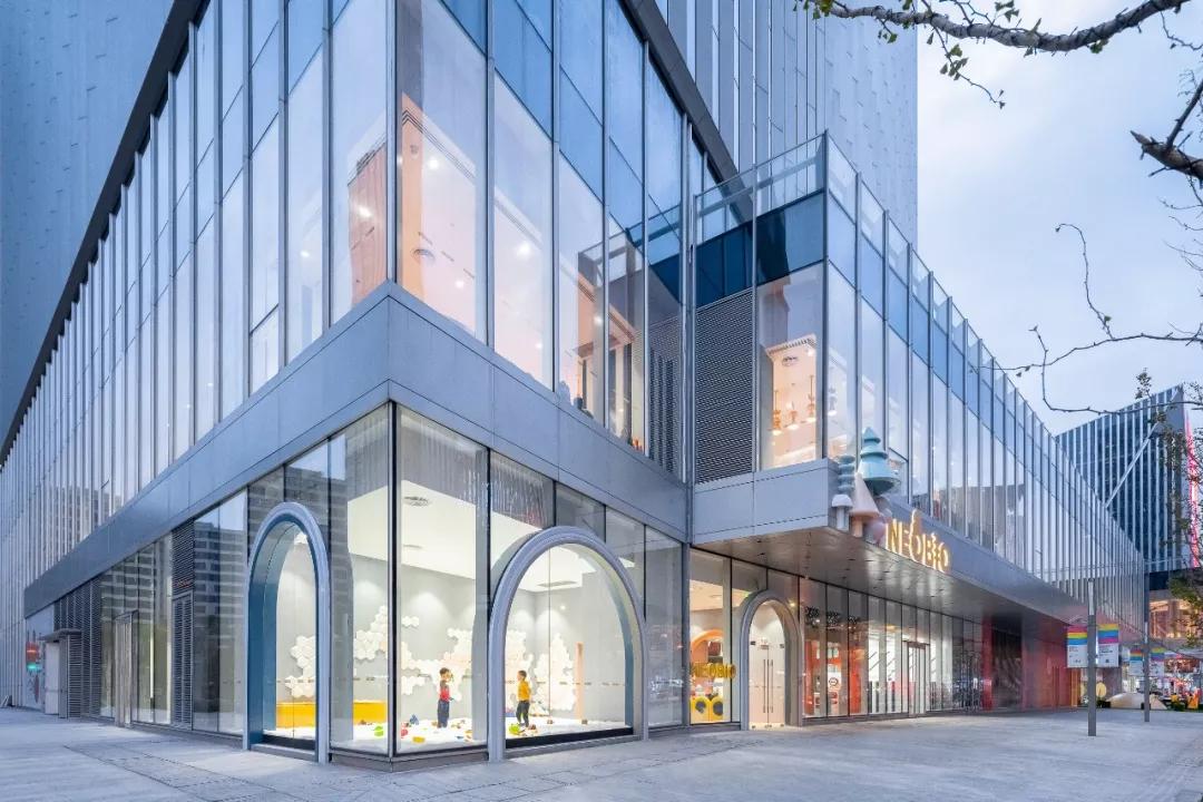 奈尔宝亲子乐园低至4折,奈尔宝亲子中心通用票十几个人