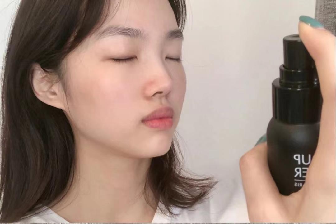 为什么化了妆反而拍照不好看,为什么化完全妆反而没素颜好看