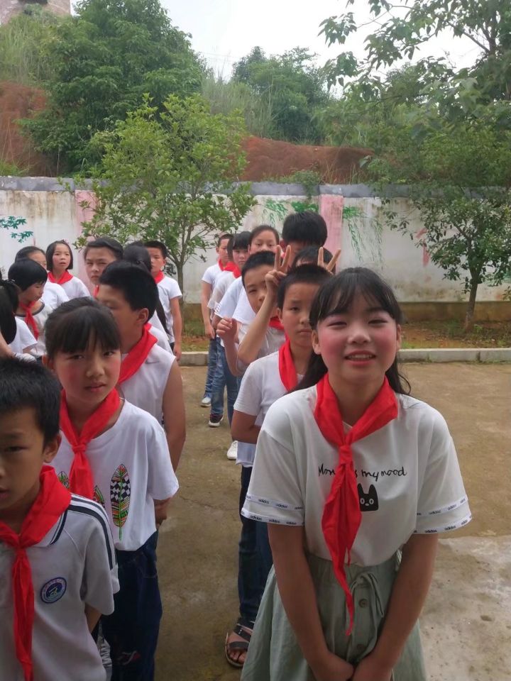 高中学生迟到家长如何处理,学生上课迟到处理方法