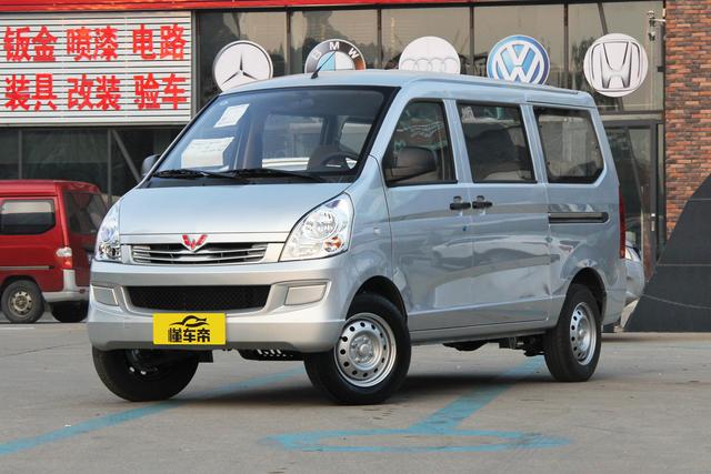 五菱小神车真实感受,五菱神车测试没通过实战没输过