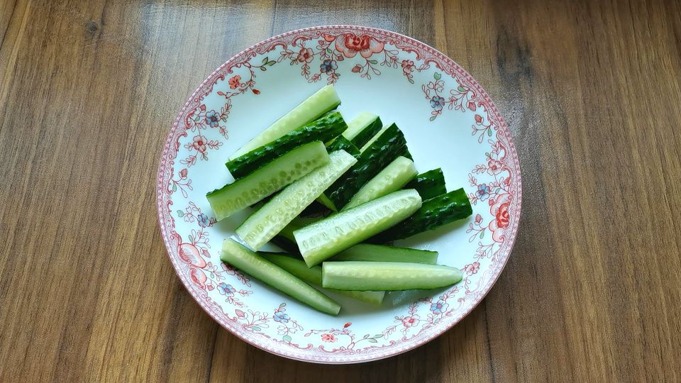 30一斤的虾给孩子做干锅虾,适合做给孩子们的美食虾